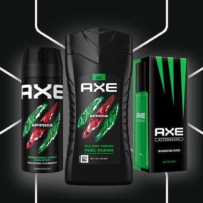 AXE Body Spray, Duschgel und Deo im Kreis angeordnet – Gesamtes Sortiment auf schwarzem Hintergrund. - Link zur Markenseite/Gesamtes Sortiment