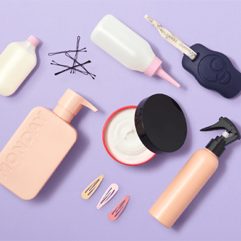 Haarpflegeprodukte wie Bürsten, Haargummis und Föhn – Styling und Pflege für gesundes Haar.