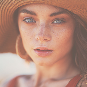 Icon Gesichtspflege – sanfte Pflegeprodukte für Reinigung, Feuchtigkeit und Schutz der Gesichtshaut.