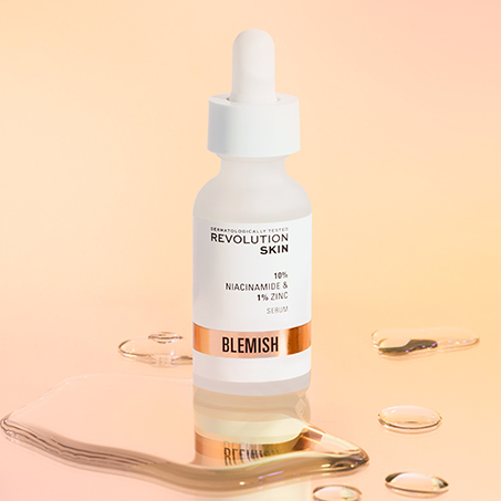 Revolution Hautpflege mit Serum im Pipettenfläschchen – Pflege für strahlende Haut