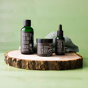 Pure Skin Food – biologische Gesichtspflege mit Ölen und Hydrolaten für reine, gesunde Haut.