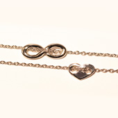 Ilina Jewelry bei BIPA – stilvoller Schmuck mit Symbolkraft wie Infinity-Ketten online entdecken