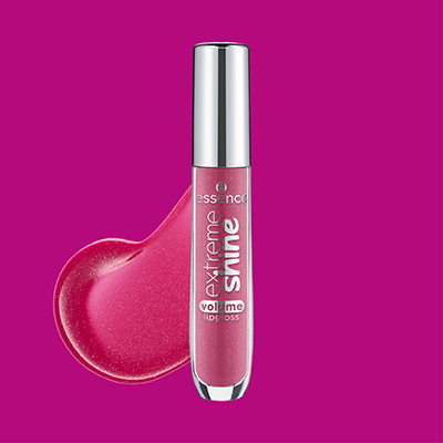 Essence Lipgloss vor pinkem Hintergrund