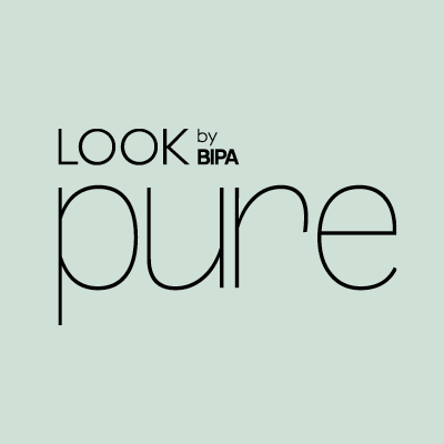 LOOK by BIPA pure – natürliche Beautyprodukte auf hellgrünem Hintergrund