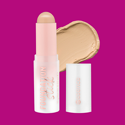 Essence Foundation Stick vor pinkem Hintergrund