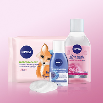 NIVEA Gesichtsreinigung mit Micellar Water, Rose Touch Waschgel & Reinigungstüchern auf rosa Hintergrund. - Link zur Markenseite/Gesichtsreinigung