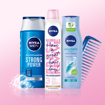 NIVEA Haarpflege mit MEN Strong Power, Trockenshampoo & Volumen Shampoo plus Kamm auf hellem Hintergrund. - Link zur Markenseite/Haarpflege