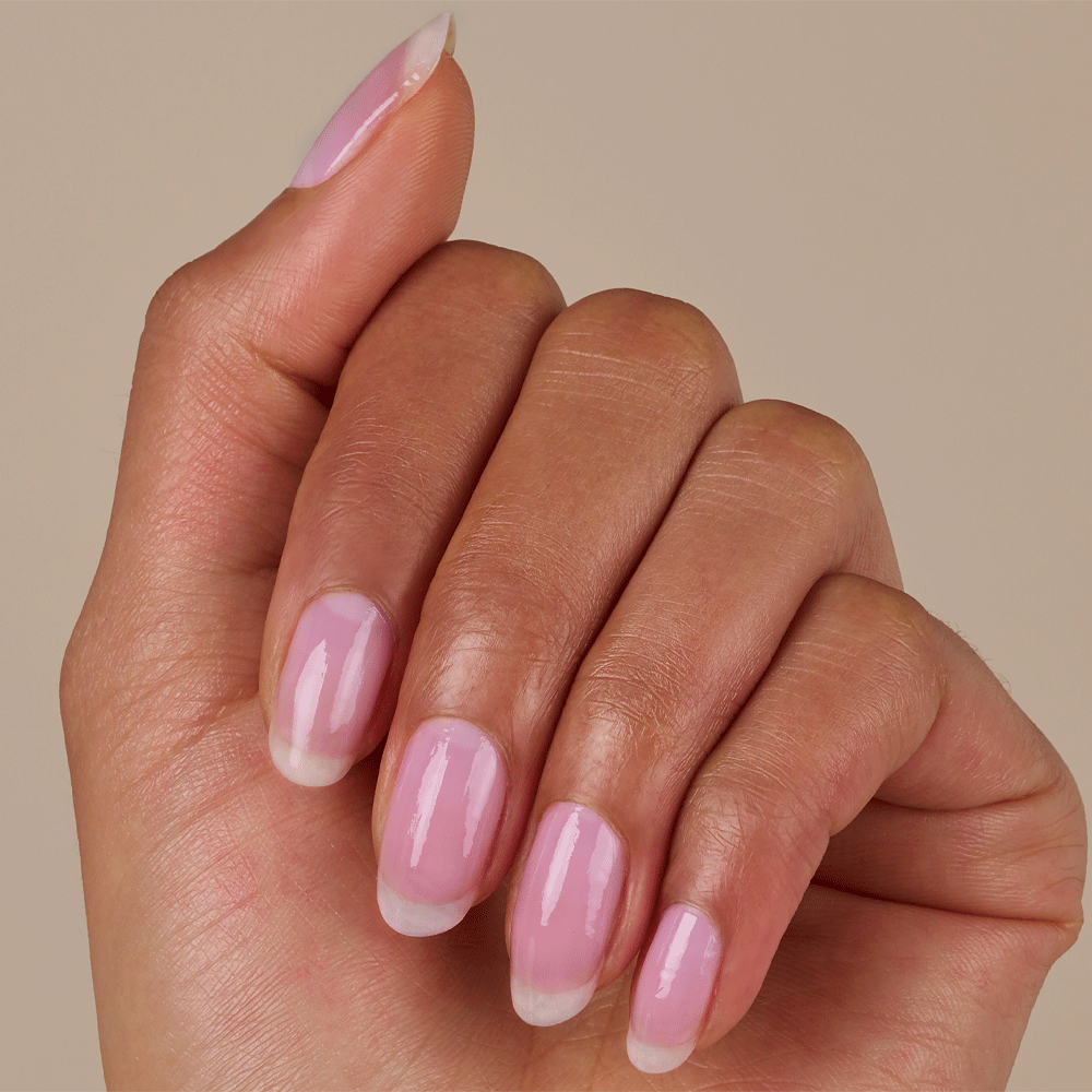 Bild: Catrice Glossing Glow Nail Lacquer