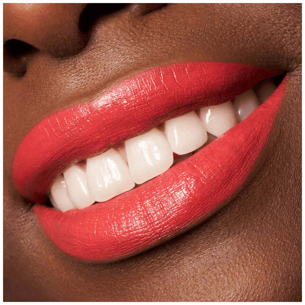 Bild: essence Caring Shine Collagen Lippenstift