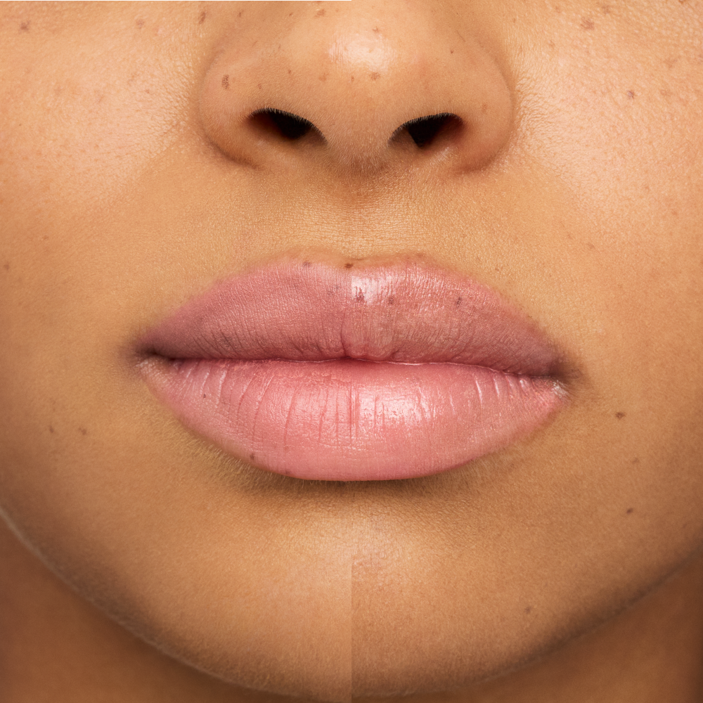 Bild: essence pearly POTION MULTI-REFLECTIVE LIPGLOSS
