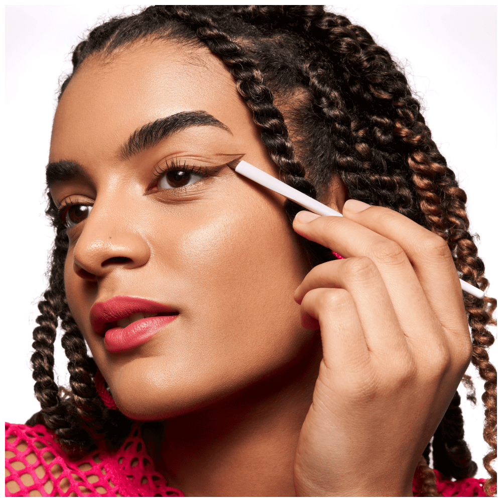Bild: essence Eyeliner Pinsel