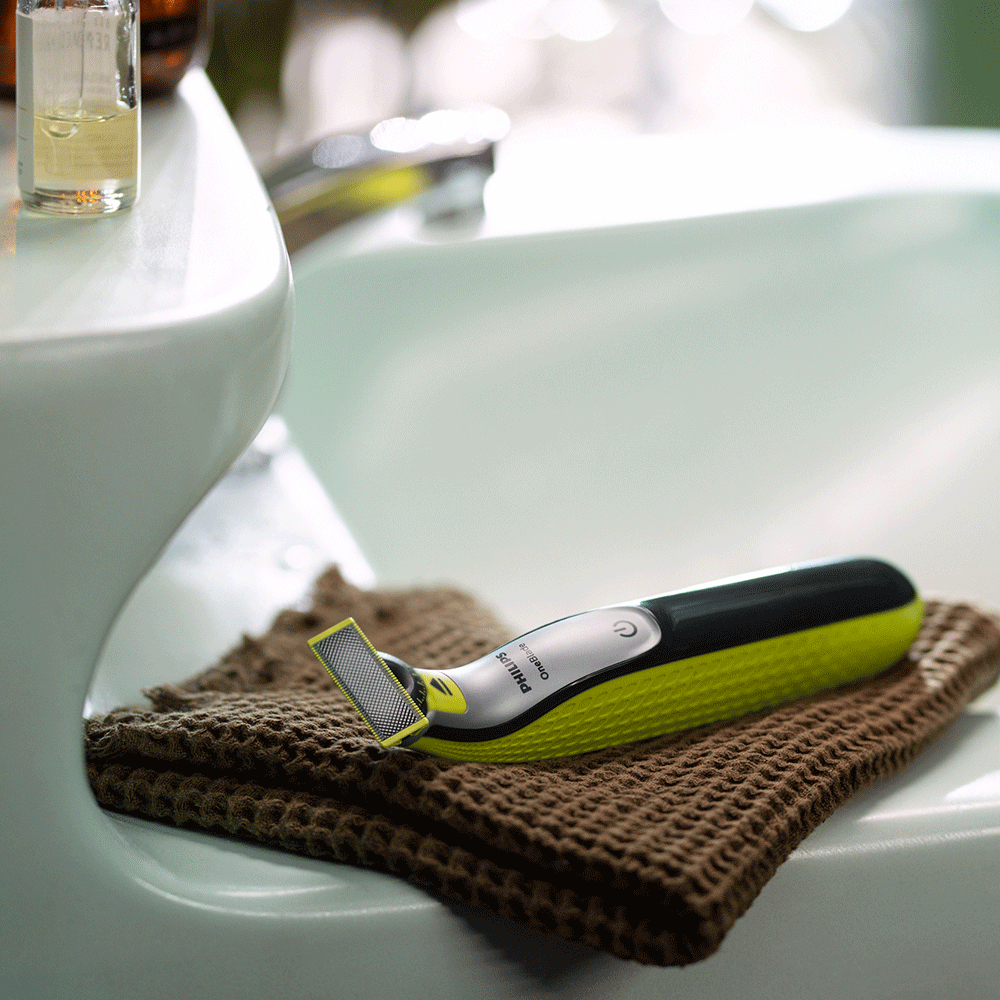 Bild: PHILIPS One Blade 360 Blade Elektrorasierer Gesicht + Körper 