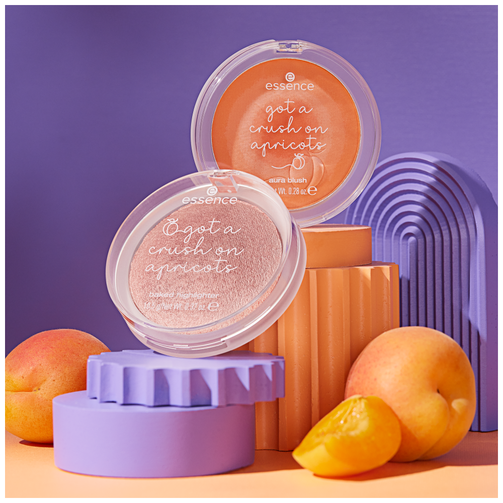 Bild: essence Got A Crush On Apricots Baked Highlighter 