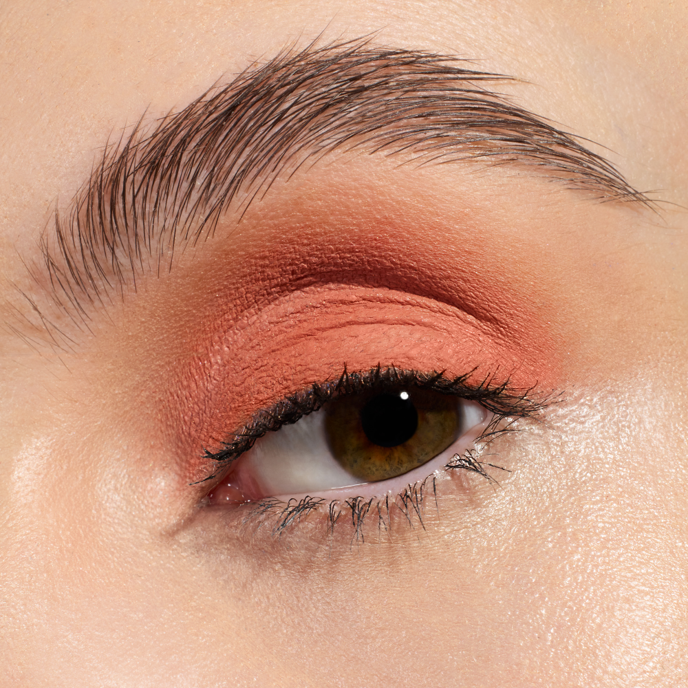 Bild: essence matte liquid eyeshadow Peach Pop