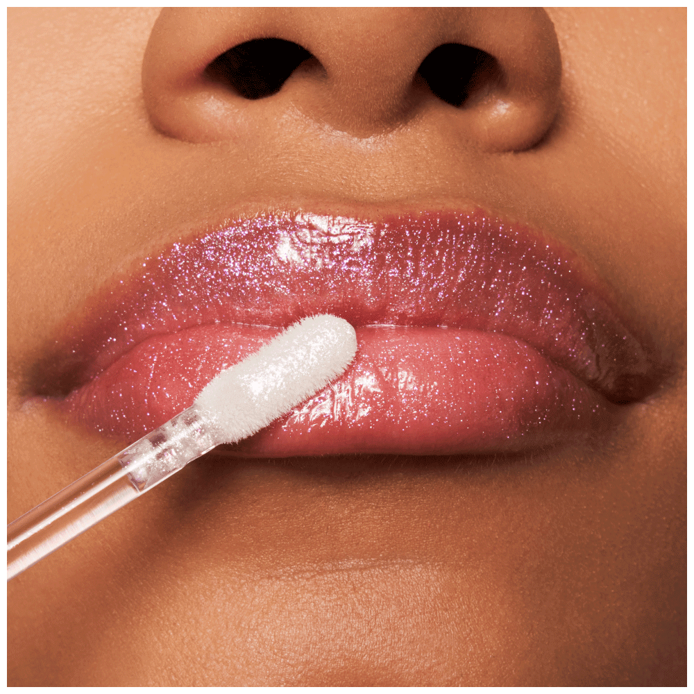 Bild: essence Meta Glow Multi-Reflective Lipgloss