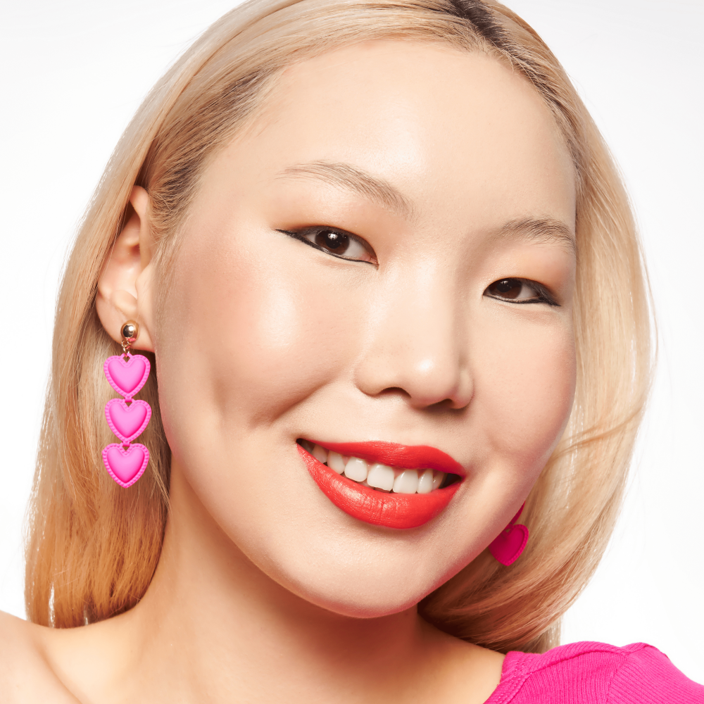 Bild: essence STAY & PLAY GEL EYELINER POT