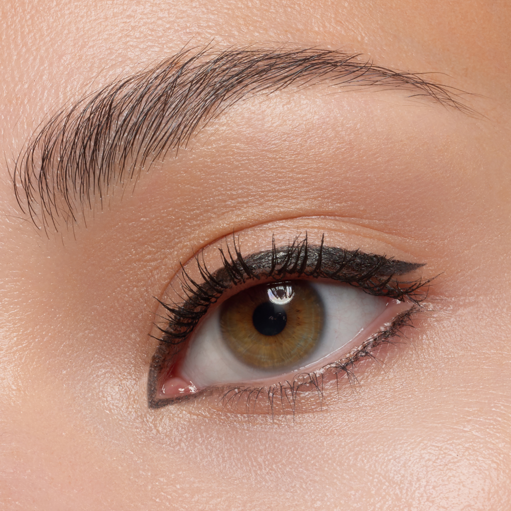 Bild: essence Eyeliner Super Fine