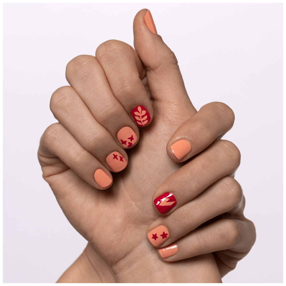 Bild: essence Nail Art Stencils