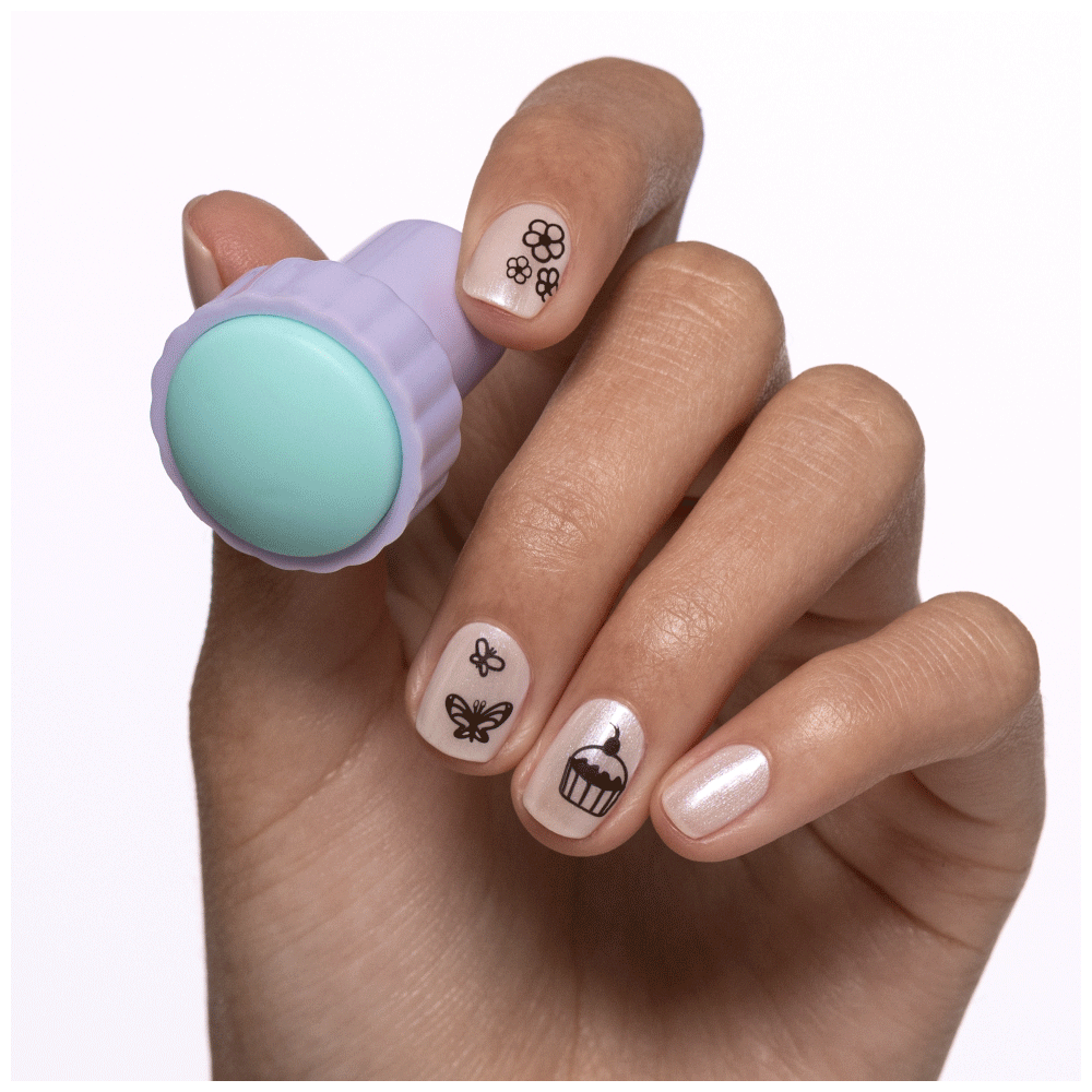 Bild: essence Nail Art Stampy Set