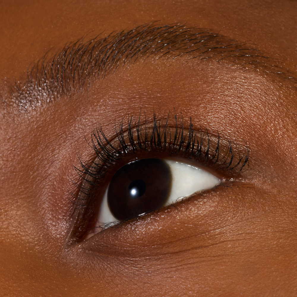 Bild: essence call me Queen dramatic false lash effect mascara waterproof