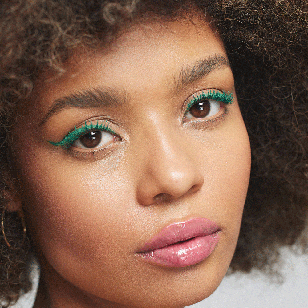 Bild: GOSH Boombastic Crazy Volume Mascara