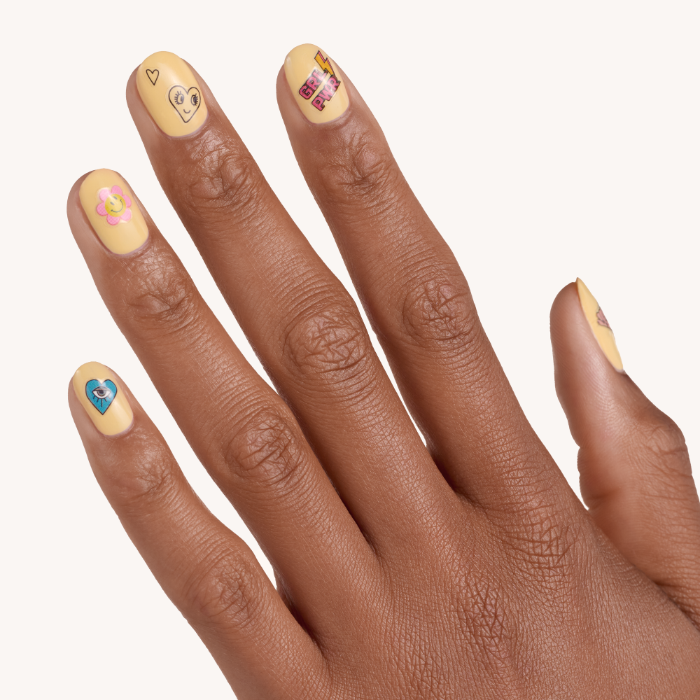 Bild: essence Nagelsticker Call Me Queen!
