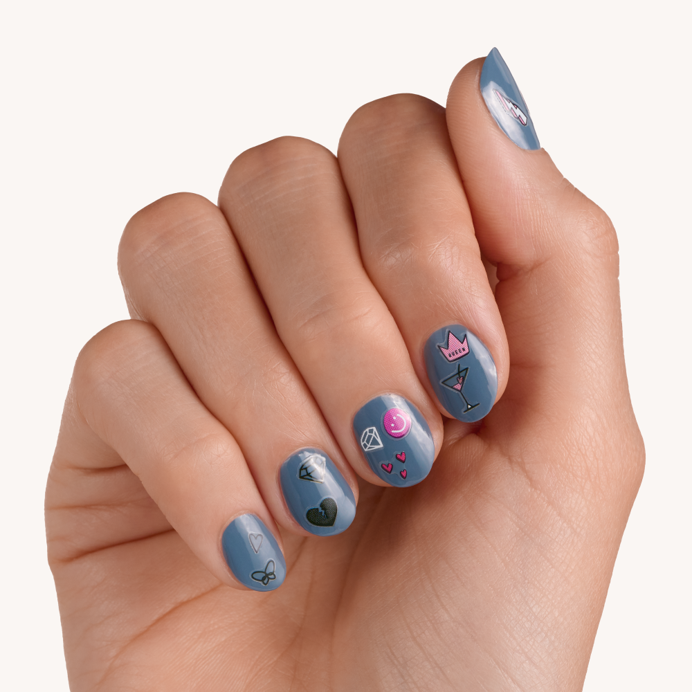 Bild: essence Nagelsticker Call Me Queen!