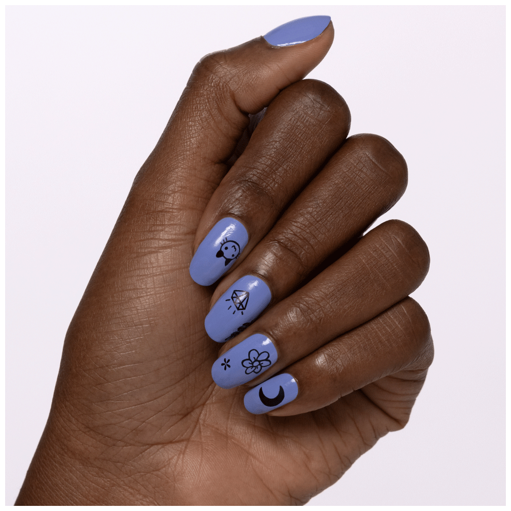 Bild: essence Nail Art Stampy Designs