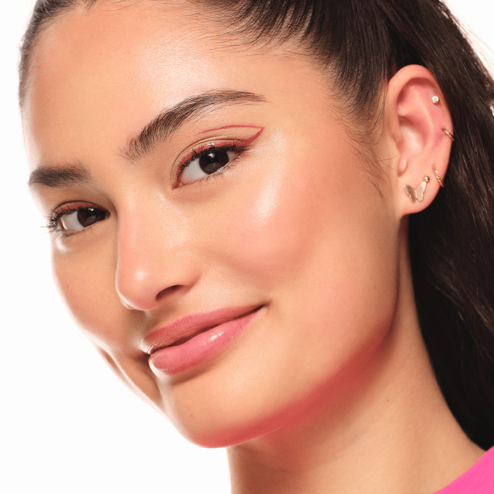 Bild: essence COLOUR it! liquid eyeliner 
