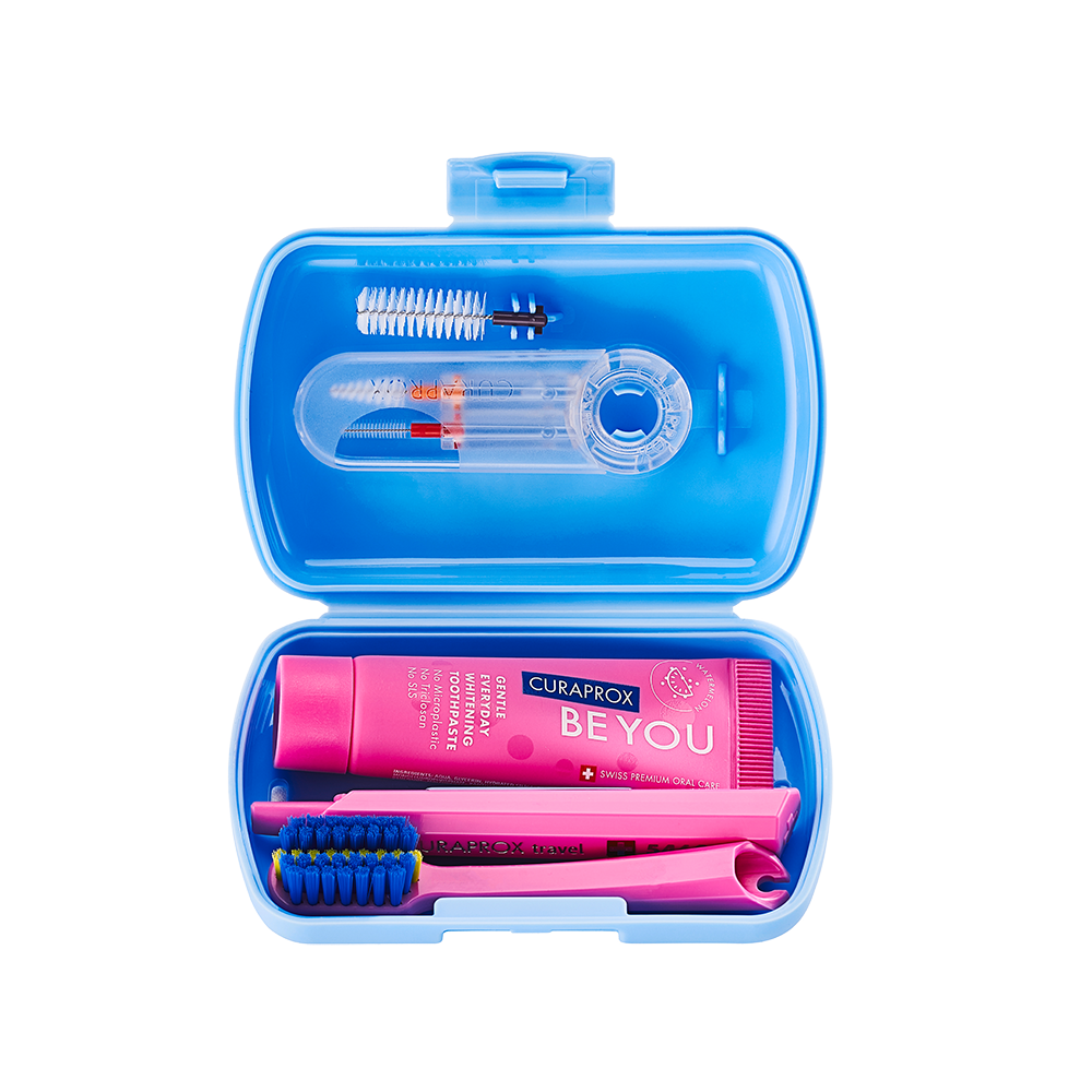 Bild: CURAPROX Travel Set Ortho Blau