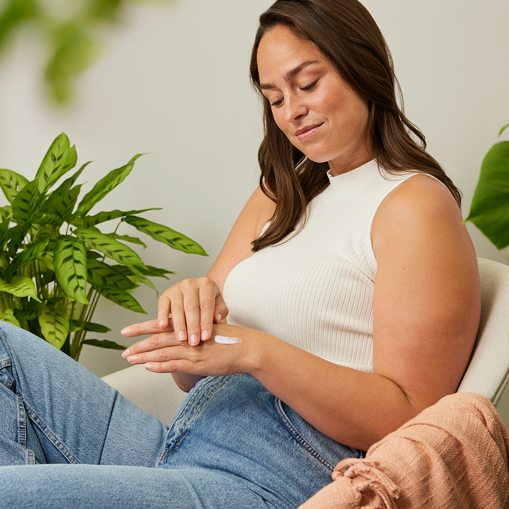 Bild: WELEDA Hand und Nagelcreme Citrus