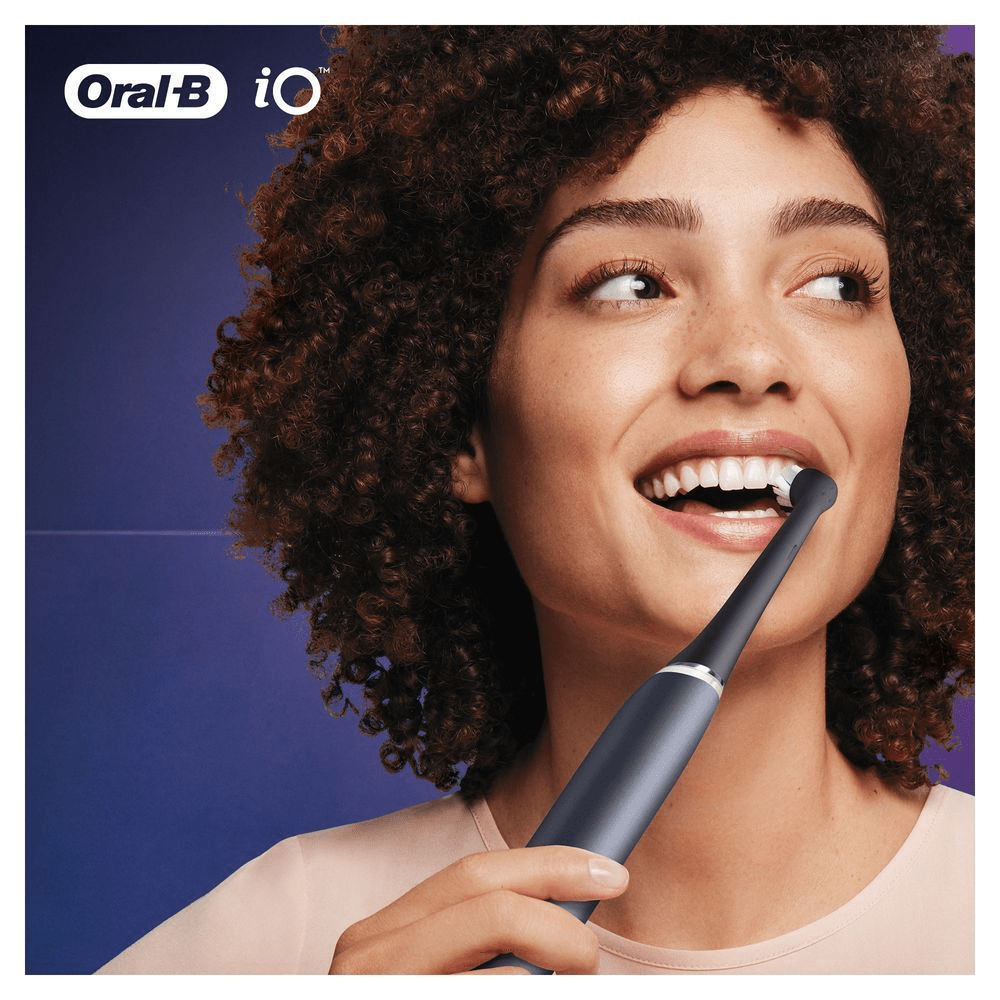 Bild: Oral-B iO Black Ultimative Reinigung Aufsteckbürsten, Schwarz