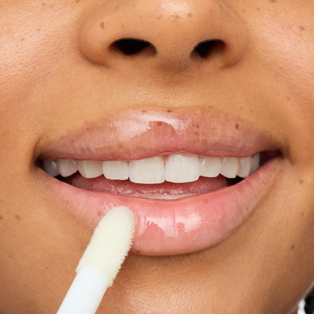 Bild: essence hydra kiss LIP OIL Classy Glassy