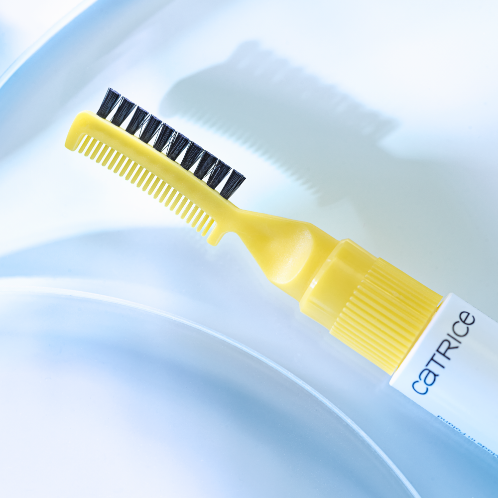 Bild: Catrice Brow Sleek Laminating Wax