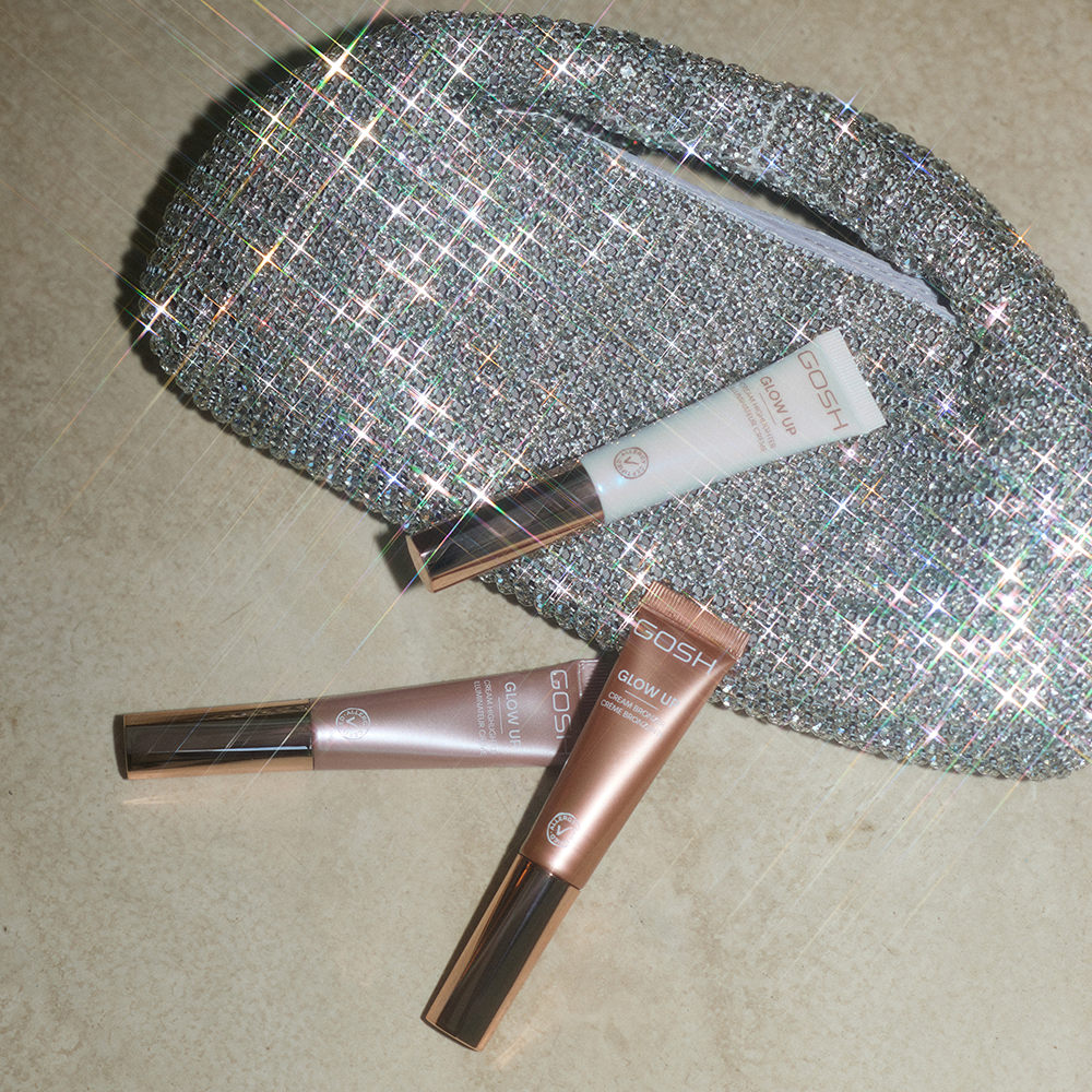 Bild: GOSH Glow UP Cream Highlighter 