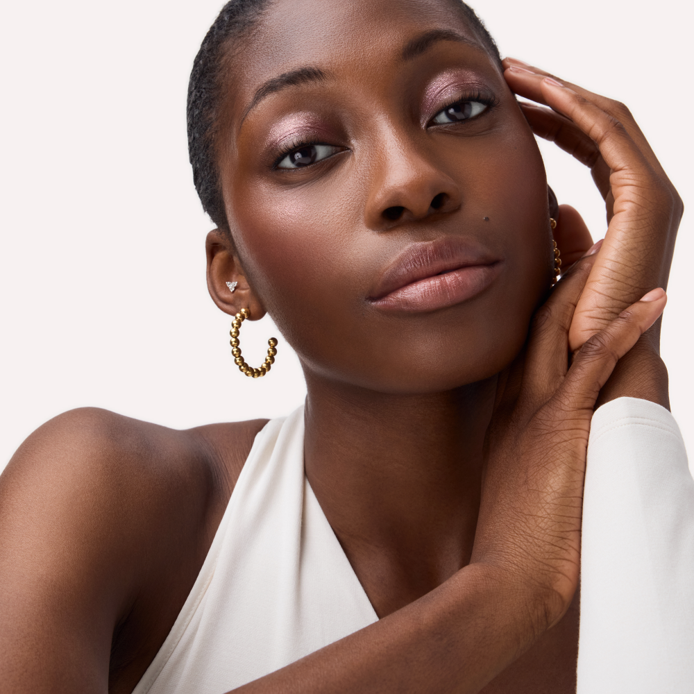 Bild: Catrice Diamond Haze Jelly Highlighter Stick 