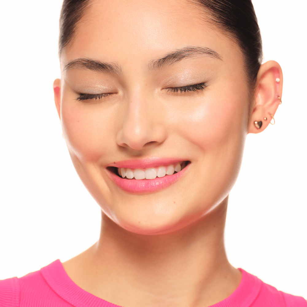 Bild: essence JELLY JEWELS glitter eyeshadow topper 01