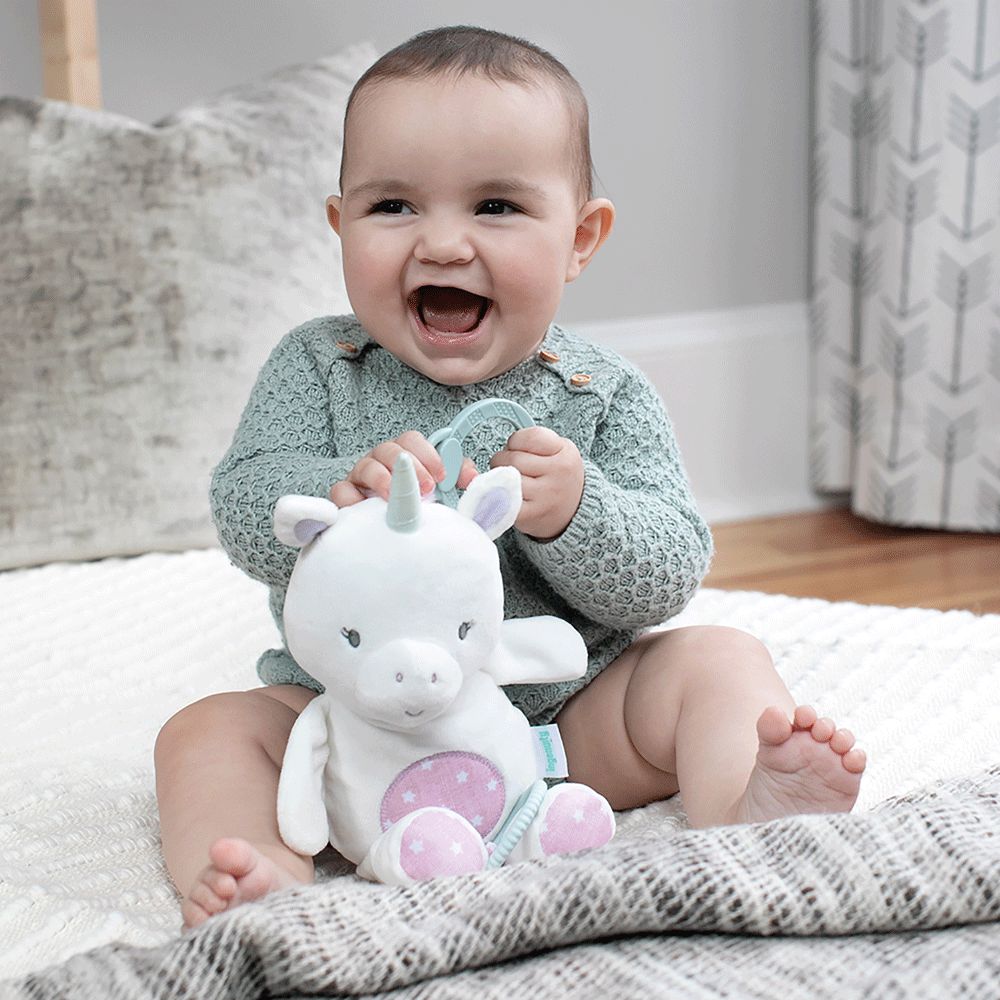 Bild: ingenuity Spieluhr Einhorn Shimmy.