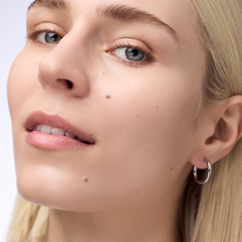 Bild: Catrice Instant Bright Serum Concealer 002N