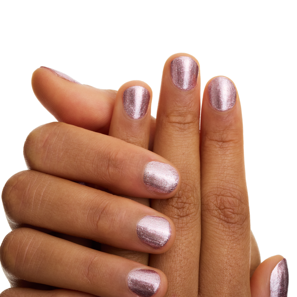 Bild: essence gel nail colour SPREAD THE sparkle