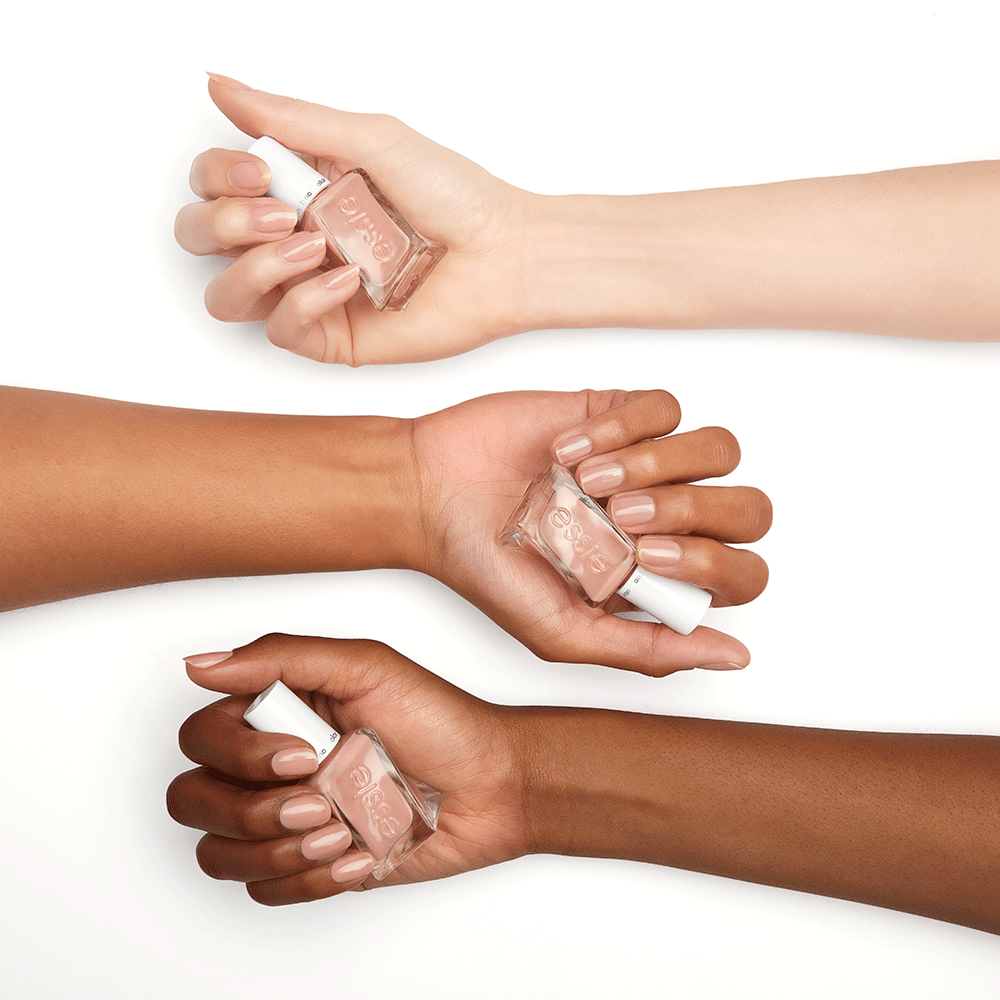 Bild: Essie Nagellack Gel Couture by Essie Of Corset