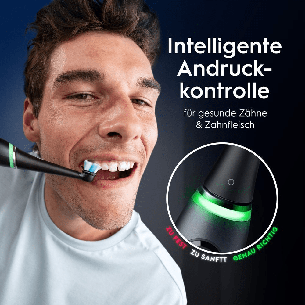 Mann mit Oral-B Zahnbürste in Verwendung, mit Fokus auf die intelligente Andruckkontrolle, die durch ein grünes Licht als "genau richtig" angezeigt wird.