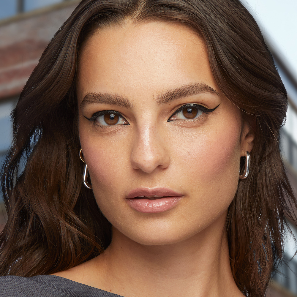 Bild: MAYBELLINE Tattoo Liner Dip-Ink 100