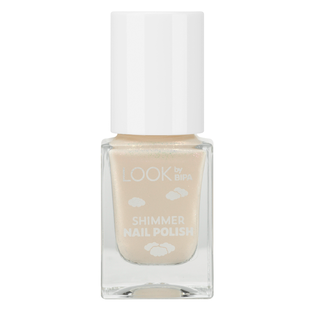 Bild: LOOK BY BIPA Into the Clouds Shimmer Nagellack Cream Dream