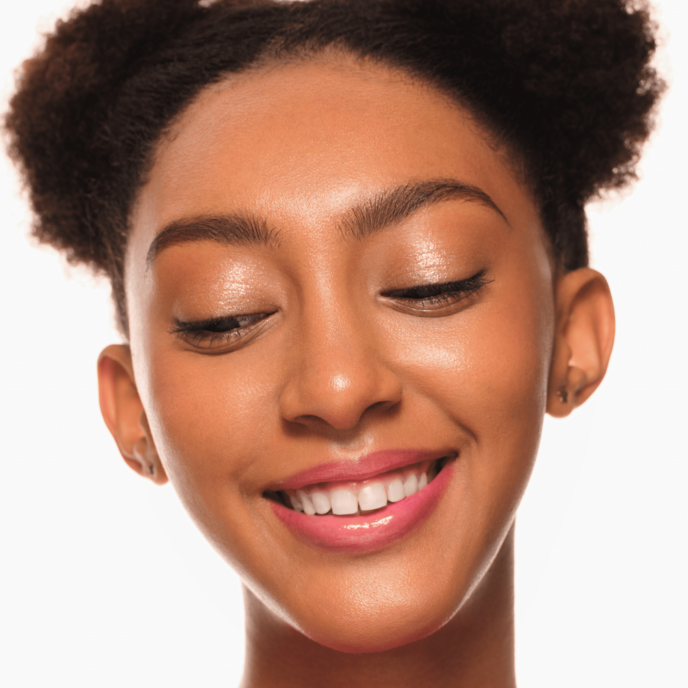 Bild: essence JELLY JEWELS glitter eyeshadow topper 01