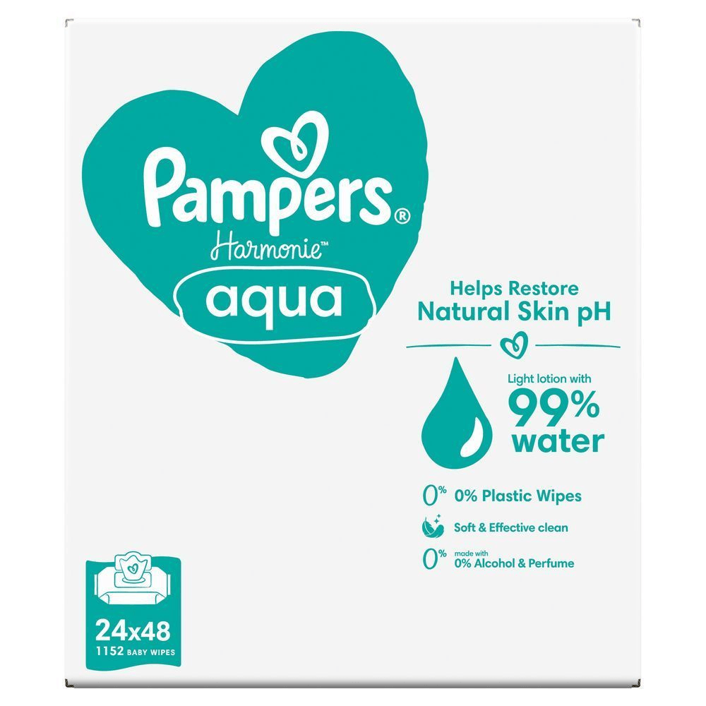 Pampers Harmonie Aqua Feuchttücher, 24x48 Packung. Hilft, den natürlichen Haut-pH-Wert wiederherzustellen. [RO] Pampers Harmonie Aqua, 24x48, șervețele pentru bebeluși, cu loțiune delicată cu 99% apă și fără plastic, alcool sau parfum. [IT] Pampers Harmonie Aqua, confezione da 1152 salviette. Lozione leggera con 99% di acqua per aiutare a ripristinare il pH naturale. [HR] Pampers Harmonie Aqua vlažne maramice, pakiranje ističe formulu s 99% vode i laganim losionom. [CS] Pampers Harmonie Aqua vlhčené ubrousky, balení zdůrazňuje složení s 99% vody a pomáhá obnovit přirozené pH pokožky. [HU] Pampers Harmonie Aqua törlőkendők csomagolása, kiemelve a 99%-os víztartalmat és a természetes bőr pH-jának helyreállítását. [SK] Pampers Harmonie Aqua detské obrúsky, balenie s nápisom "Light lotion with 99% water" (Jemné mlieko s 99% vodou). [SL] Pampers Harmonie Aqua vlažilni robčki, poudarek na formuli z 99% vodo in nežni losjon, ki pomaga obnoviti naravni pH kože.;
