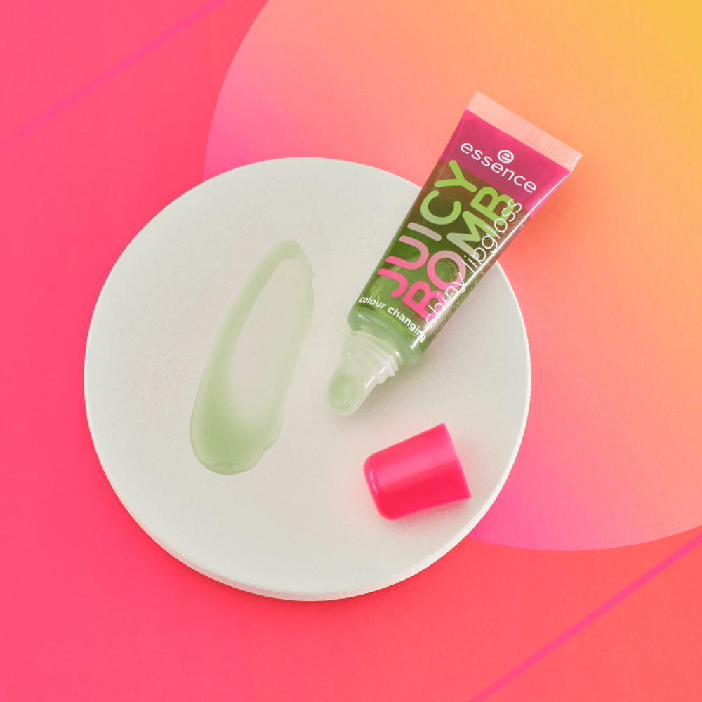 Bild: essence JUICY BOMB shiny lipgloss Glowy Gummy