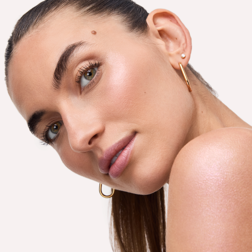 Bild: Catrice Diamond Haze Jelly Highlighter Stick 