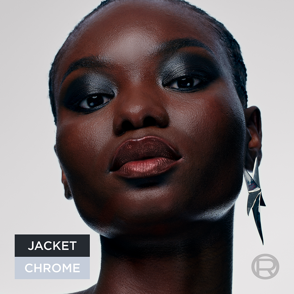 Bild: L'ORÉAL PARIS Mugler Spectrum Eyeshadow Palette Midnight 01