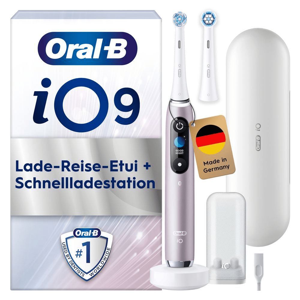 Oral-B iO9 Zahnbürste mit Verpackung, Reise-Etui mit Schnellladestation und „Made in Germany“ Anhänger.
